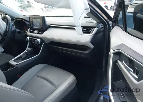 2021 Toyota Rav4 Xle Premium from USA, damaged, VIN 2T3C1RFV6MC104156